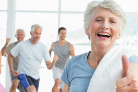 Exercícios e bons hábitos ajudam a aumentar a longevidade e proteger a memória